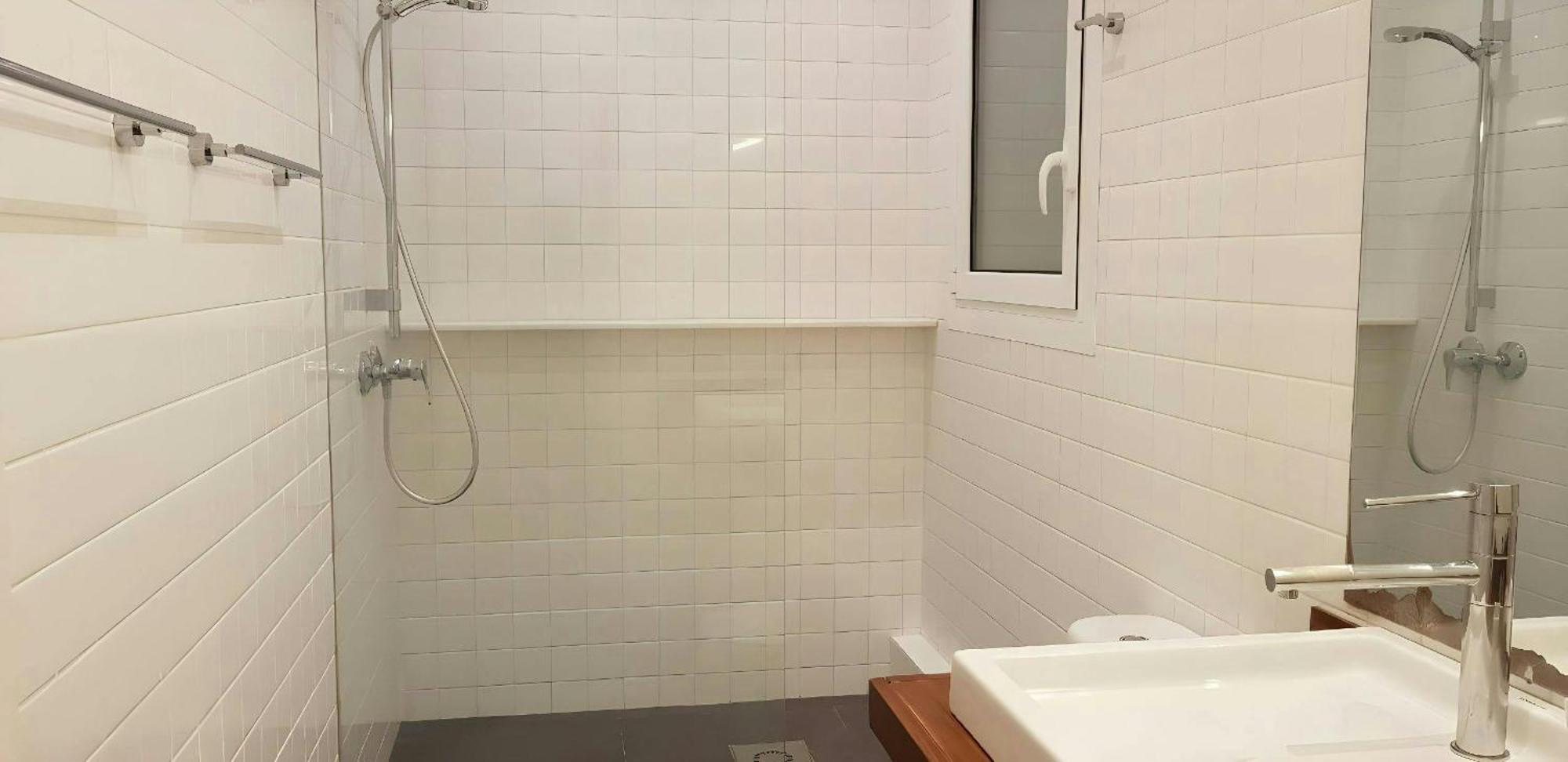 Filmoteca Sarria 1- Wifi Quiet Bright Comfi Apartment Barcelona Exterior photo