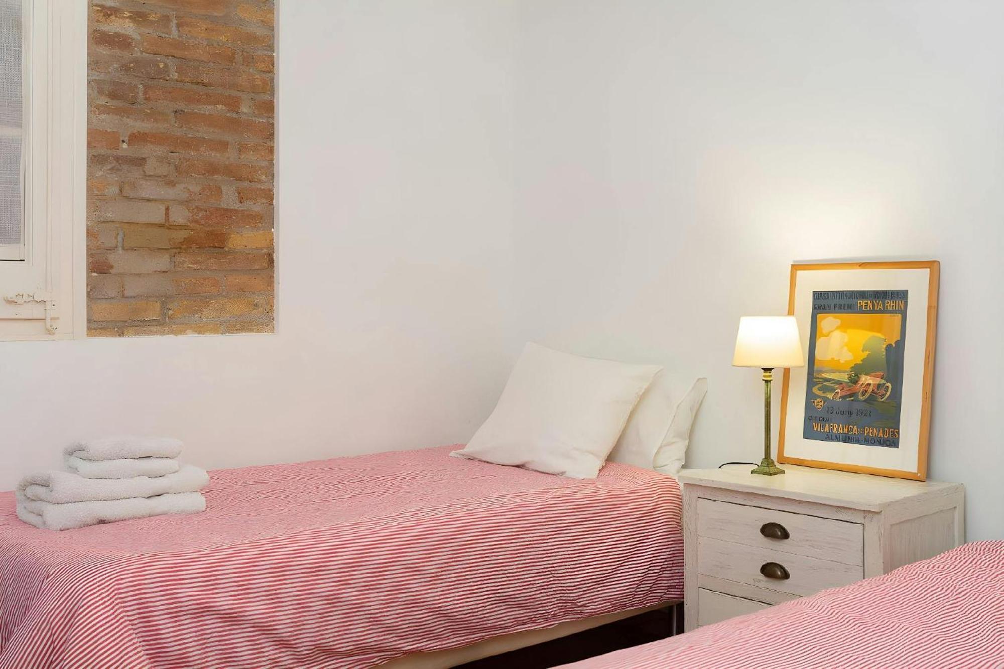 Filmoteca Sarria 1- Wifi Quiet Bright Comfi Apartment Barcelona Exterior photo