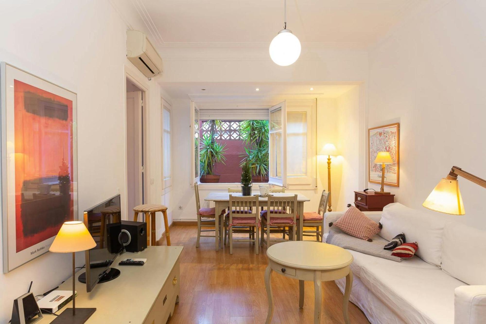 Filmoteca Sarria 1- Wifi Quiet Bright Comfi Apartment Barcelona Exterior photo